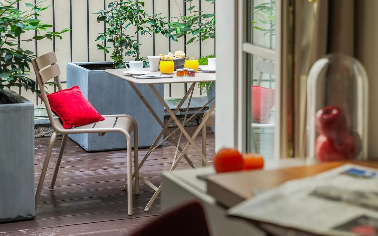 Hotel Le Tourville By Inwood Hotels Paris