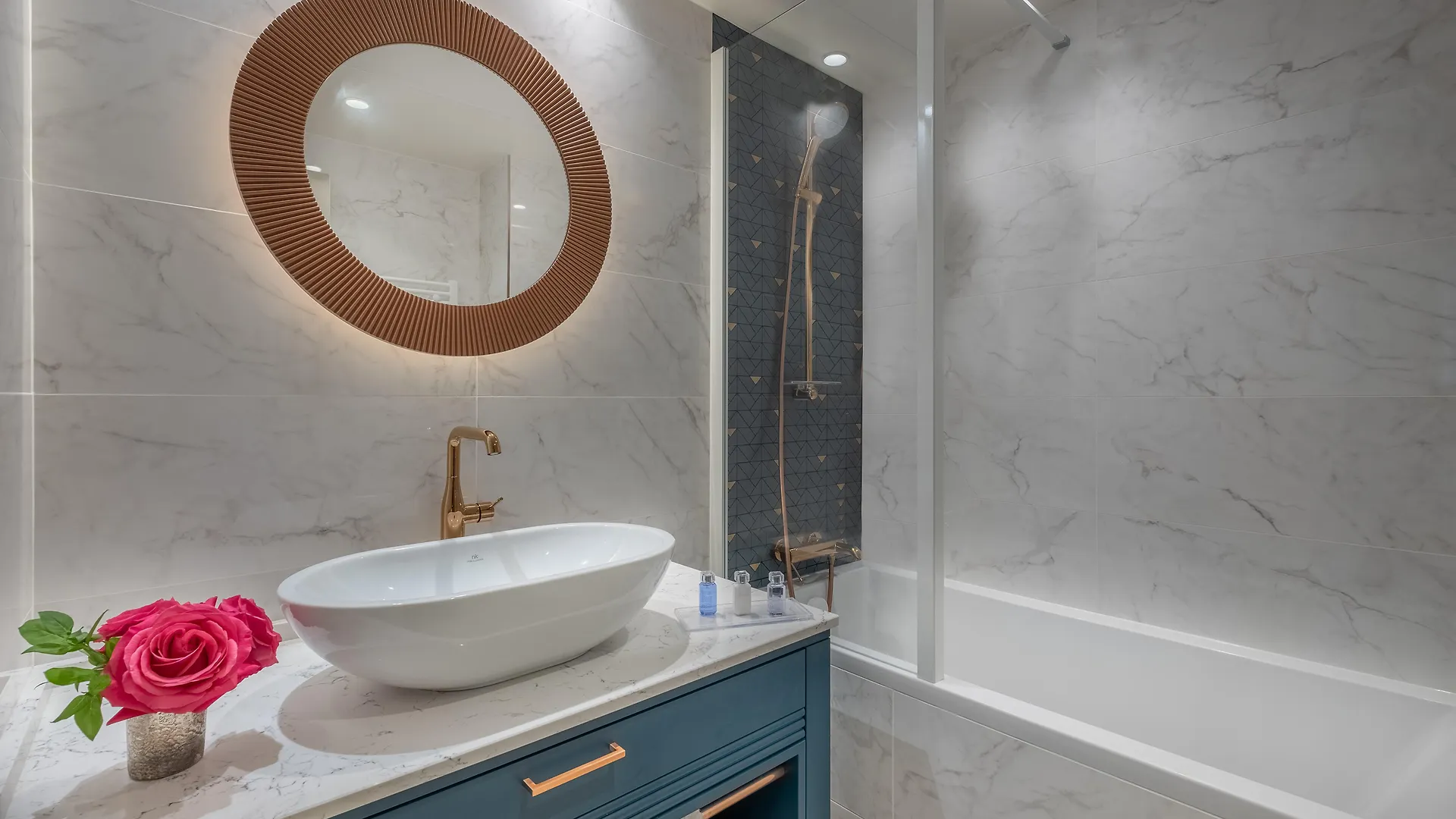 Hotel Le Tourville By Inwood Hotels París