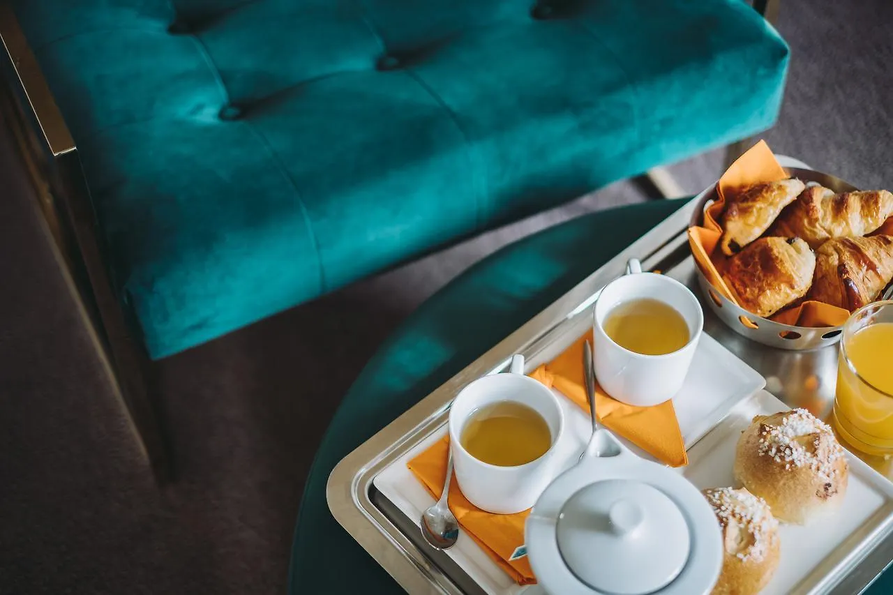Hotel Le Tourville By Inwood Hotels París 4*,